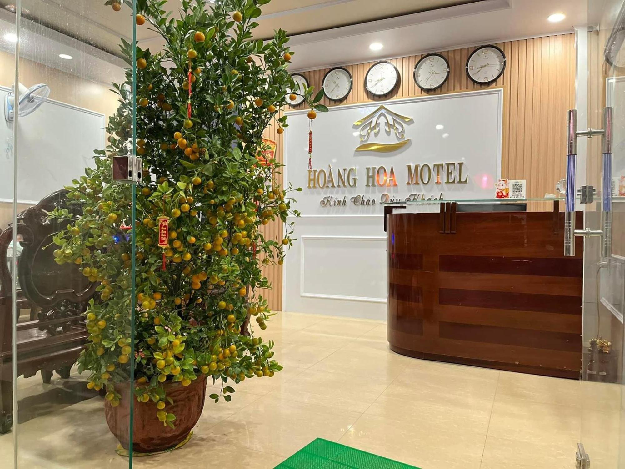 Nha Nghi Hoang Hoa Hotel บวนมาถวต ภายนอก รูปภาพ